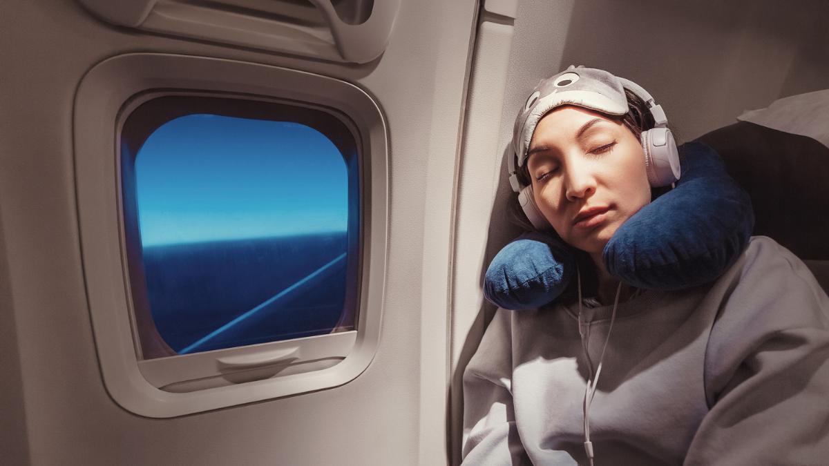 You are currently viewing What is Jet Lag and How Can You Avoid It? 